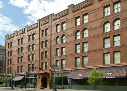 luxury hotels in denver